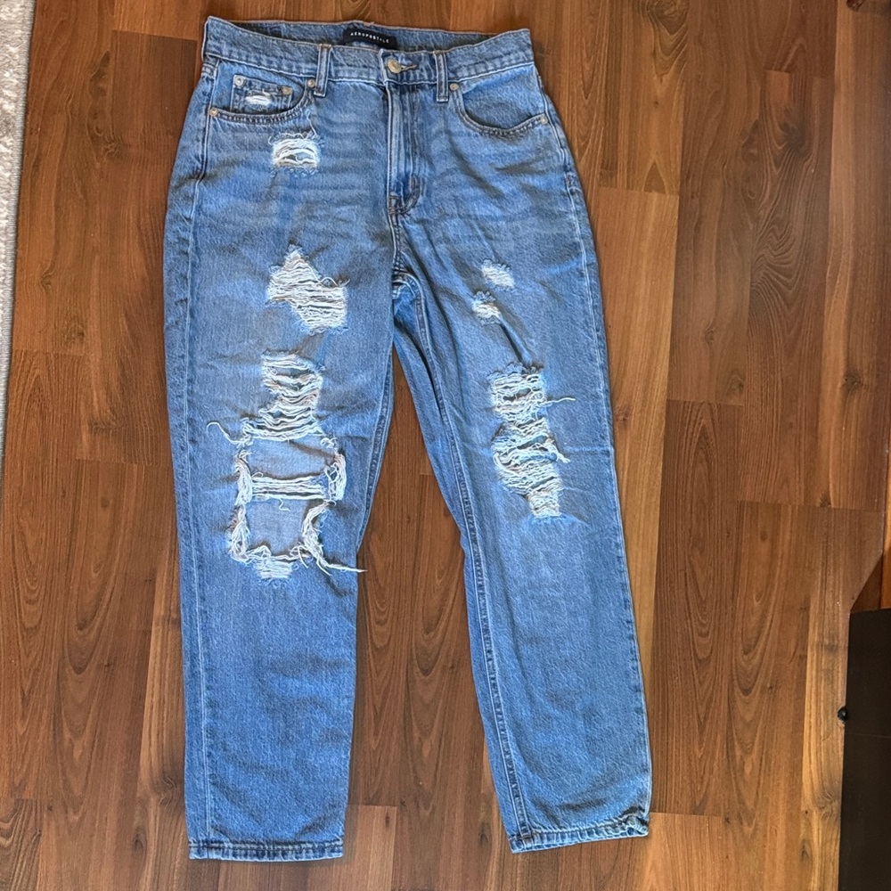 Aeropostale Light Blue Distressed Jeans size 8. Mom jeans